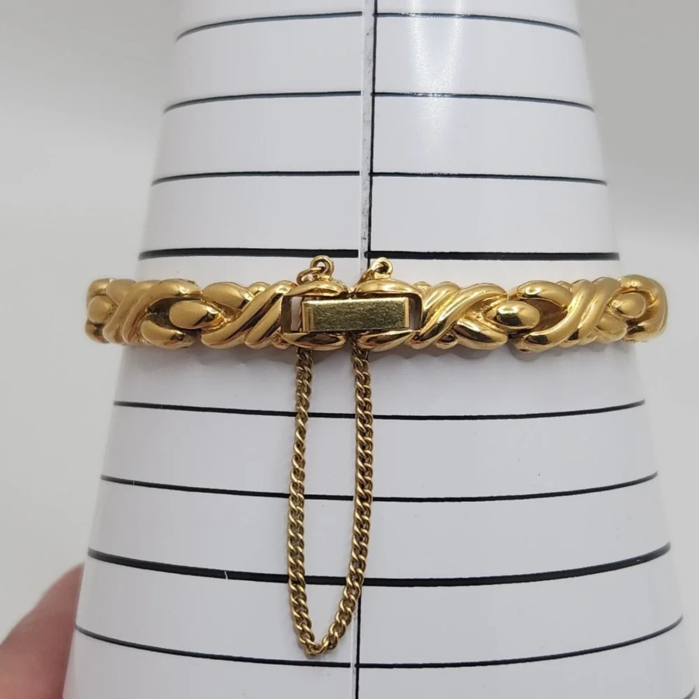 Dainty Pulsar Dress Watch Twisted Link Bracelet Minimalist Old Money‎ READ